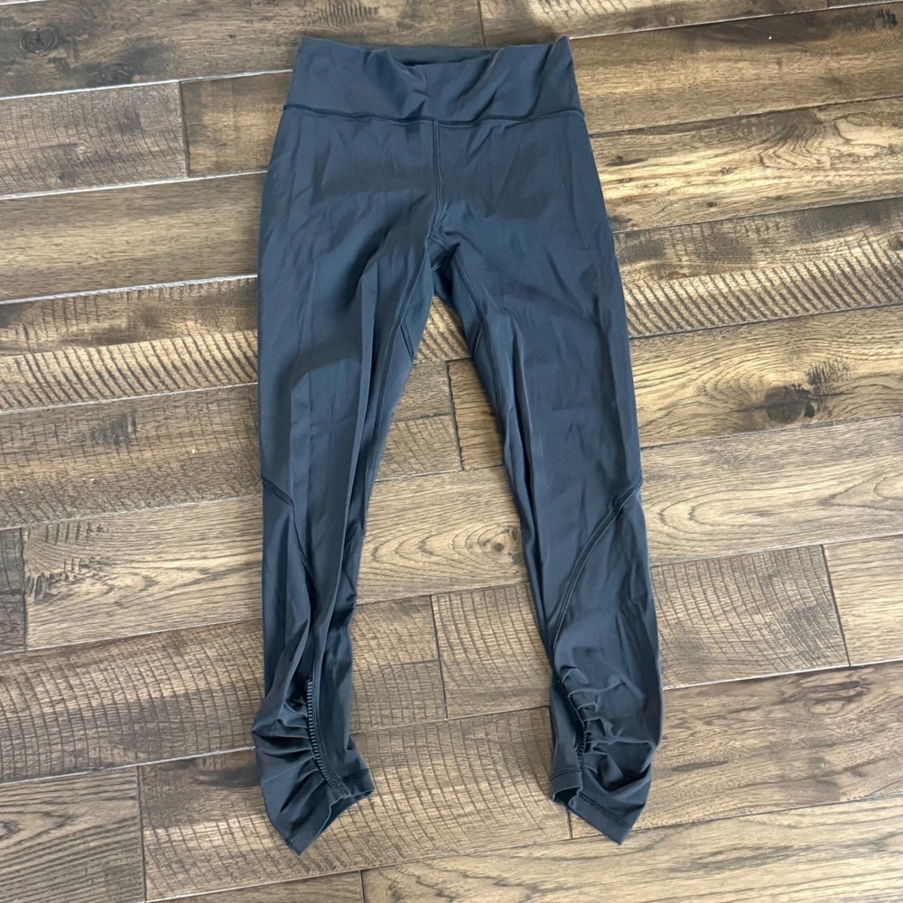 Lululemon High Rise Ruched Ankle Leggings Black Size 6 Athletic Tights Yoga Gym